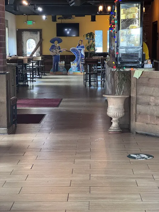 Tacos y Mariscos Tijuana Picture 7