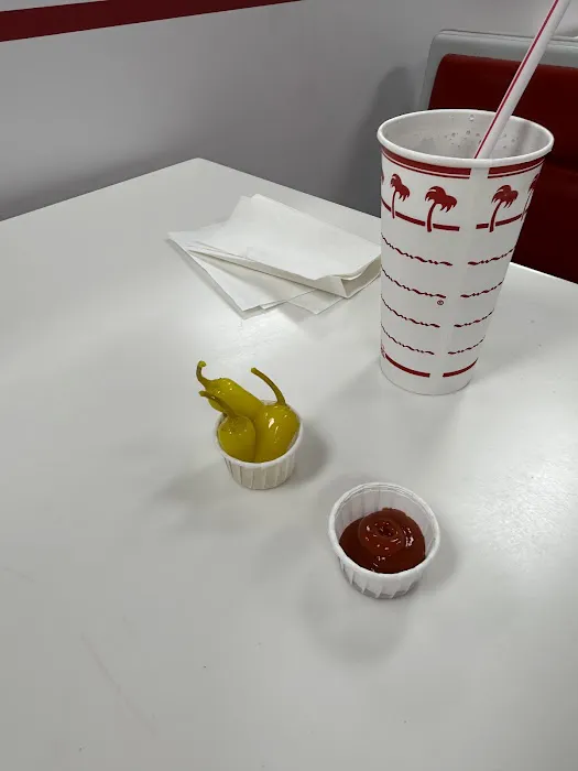 In-N-Out Burger Picture 9