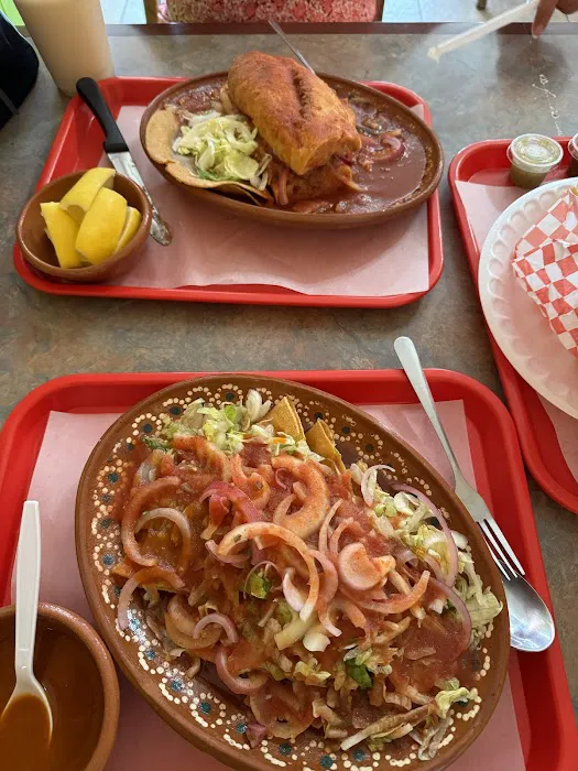 La Perla Tapatia Taqueria Picture 2