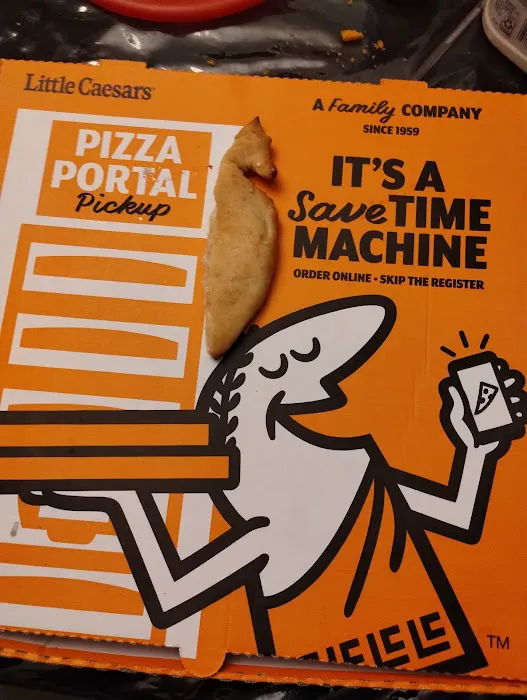 Little Caesars Pizza Picture 4