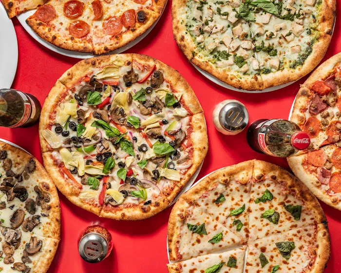 Mamma tomato pizza Picture 4