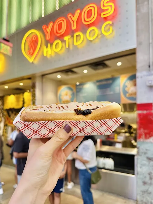 Yoyos Hot Dog Picture 7