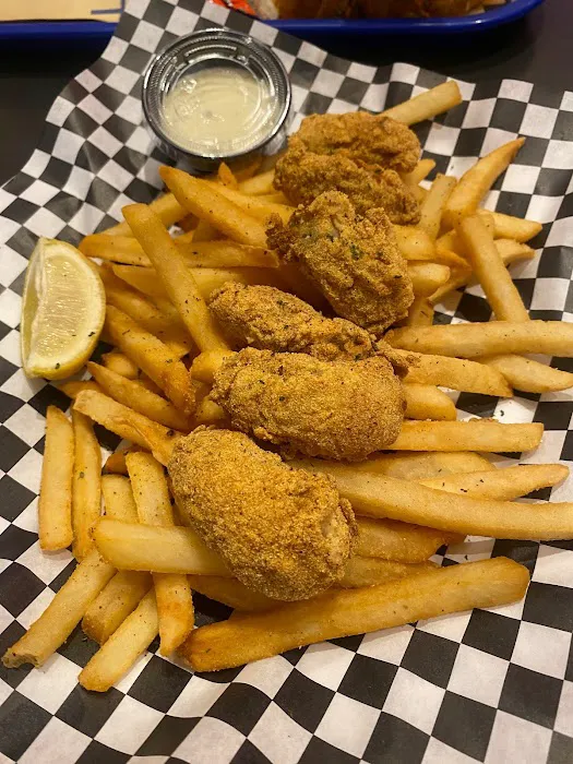 Crazy Cajun Seafood House - POST Market Picture 3