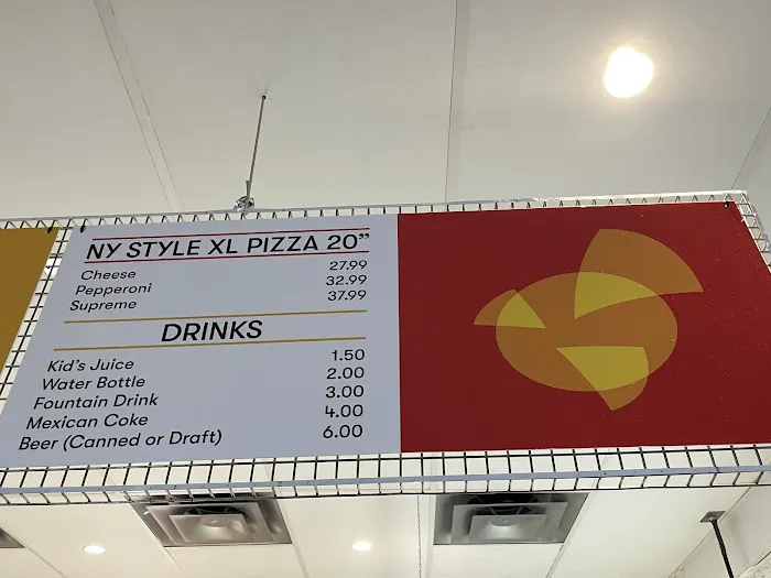 Spotlight Pizza Picture 7