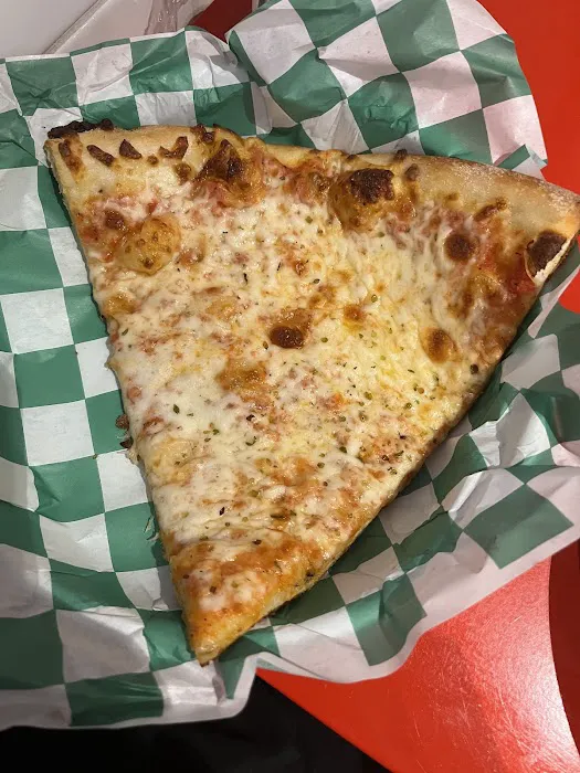 Spotlight Pizza Picture 8