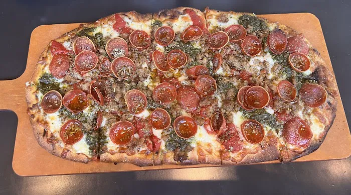 Coastline Pizzeria Picture 3