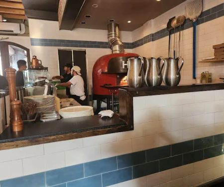 Coastline Pizzeria