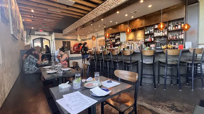 Coastline Pizzeria Picture 6