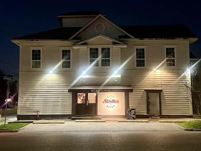 Stanton's City Bites Picture 7