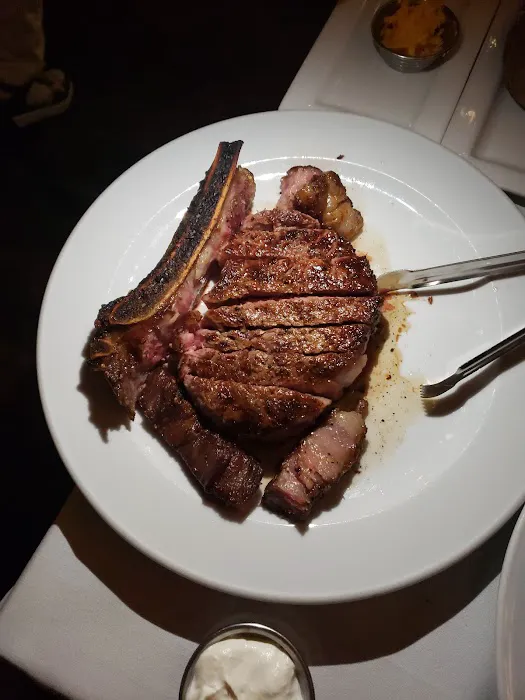 B&B Butchers & Restaurant Picture 4