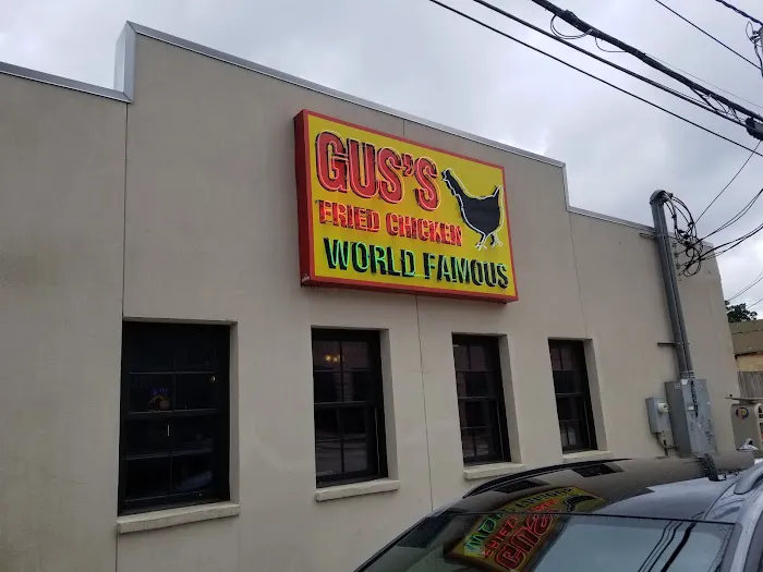 Gus's World Famous Fried Chicken Picture 7