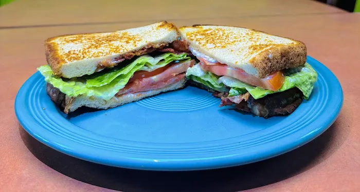 Louis Deli Picture 2