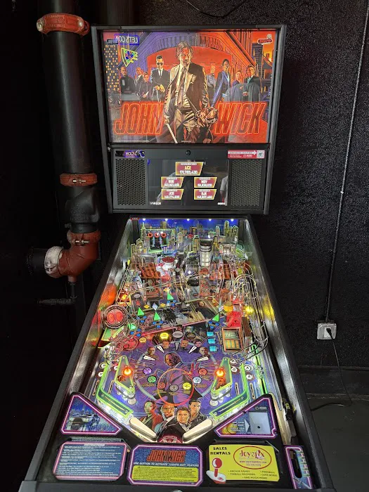 Pinball Pizzeria Picture 4