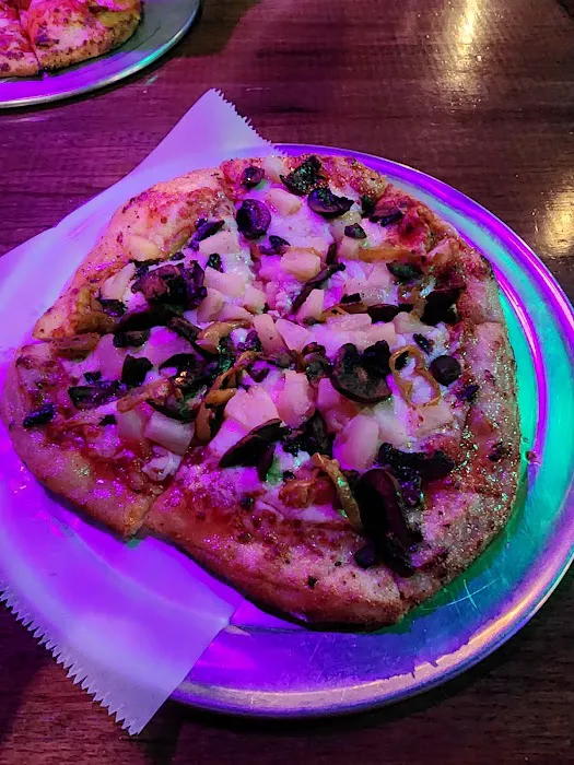 Pinball Pizzeria Picture 9