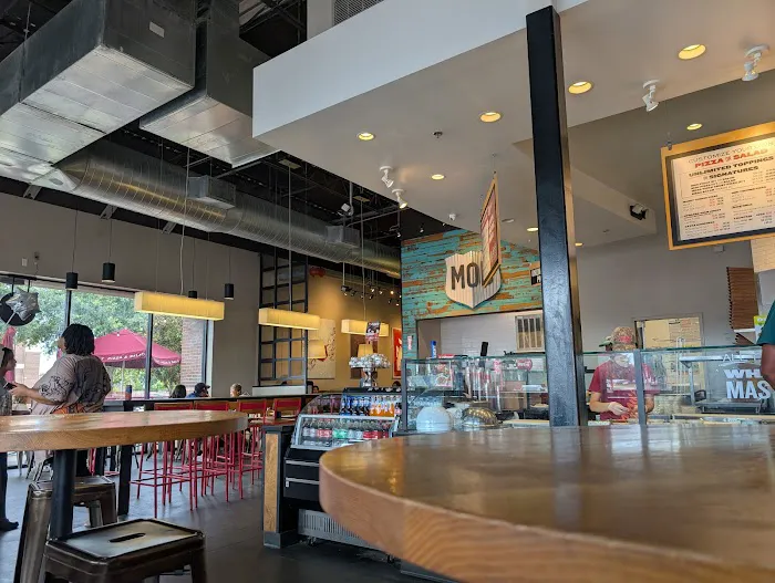 MOD Pizza Picture 5