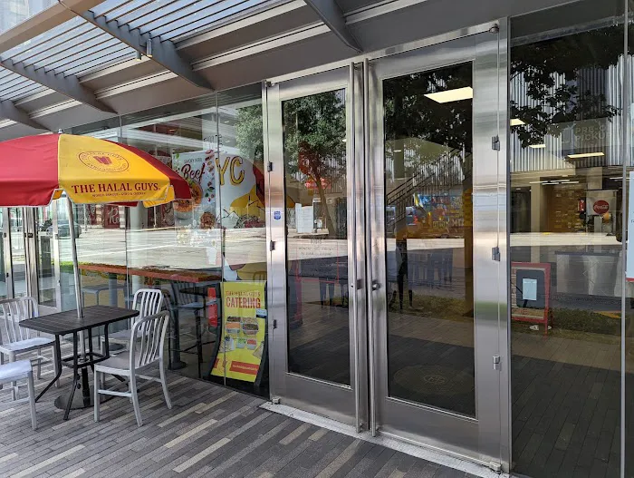 The Halal Guys Picture 4