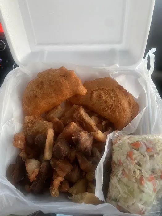 Maggies Sabor Salvadoreño (The Pupusa Truck) Picture 7