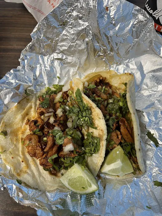 Taqueria El Barco Picture 2