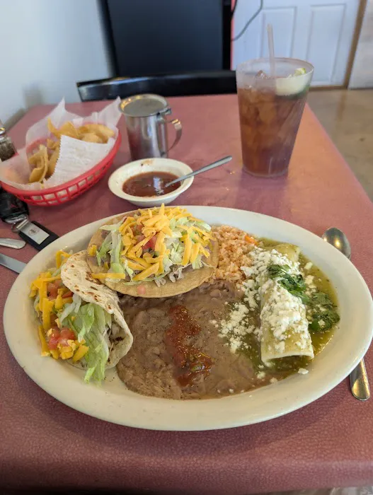 El Paraiso Mexican Cafe Picture 6