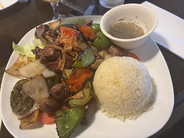Huynh Restaurant Picture 5