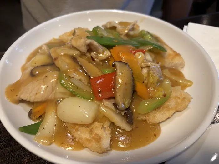Huynh Restaurant Picture 3