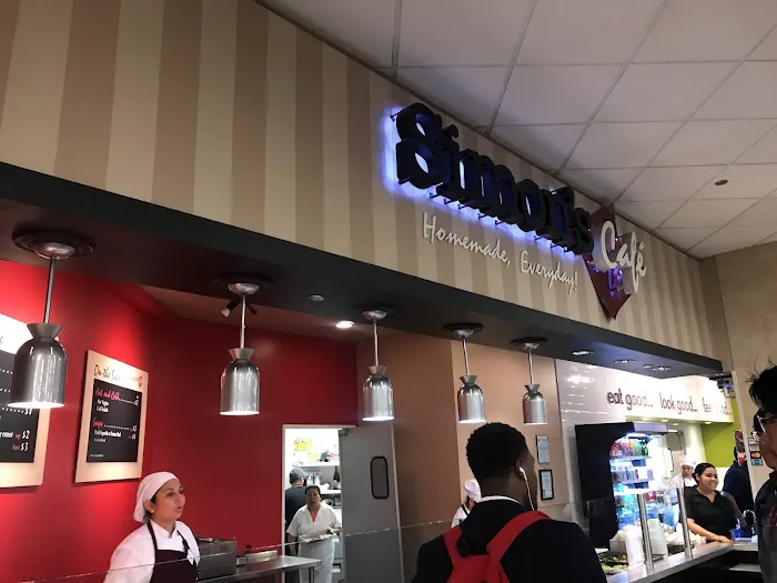 Simon's Café Picture 1