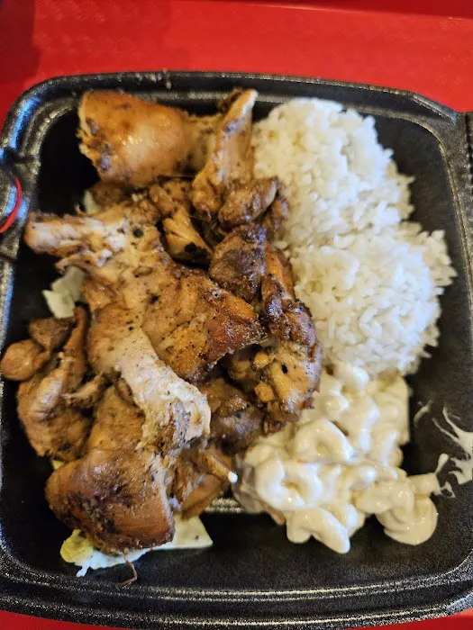 L&L Hawaiian Barbecue Picture 7