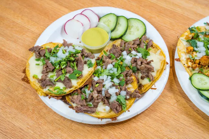 La Taquiza Street Tacos Picture 3