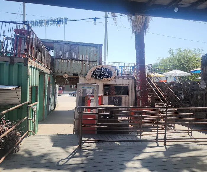 Truck Yard Picture 3