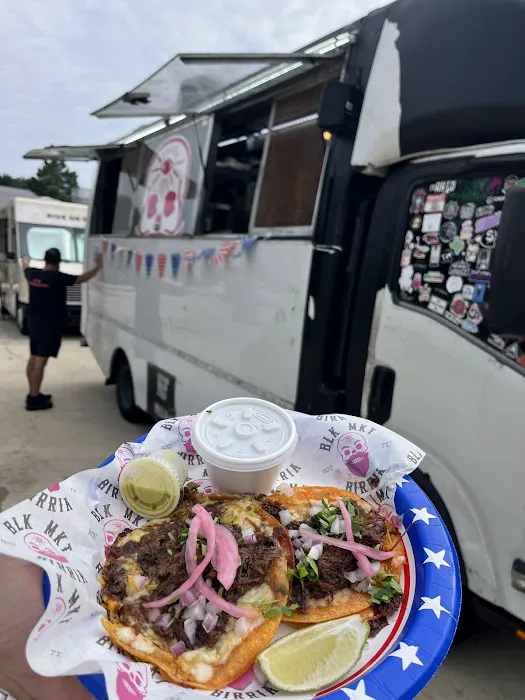 Blk Mkt Birria (Food Truck) Picture 8