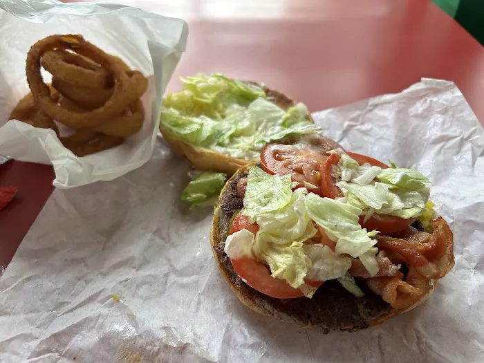 Champ Burger Picture 1