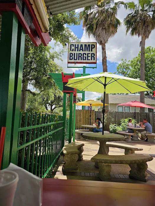 Champ Burger Picture 10
