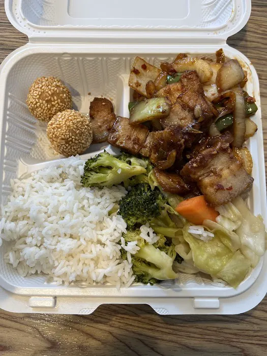 101 Eatery Picture 3