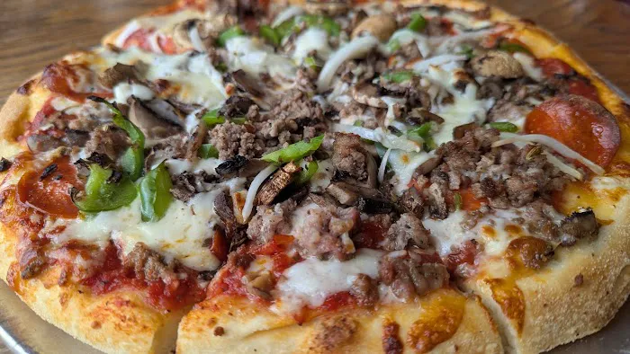 Star Pizza Picture 3