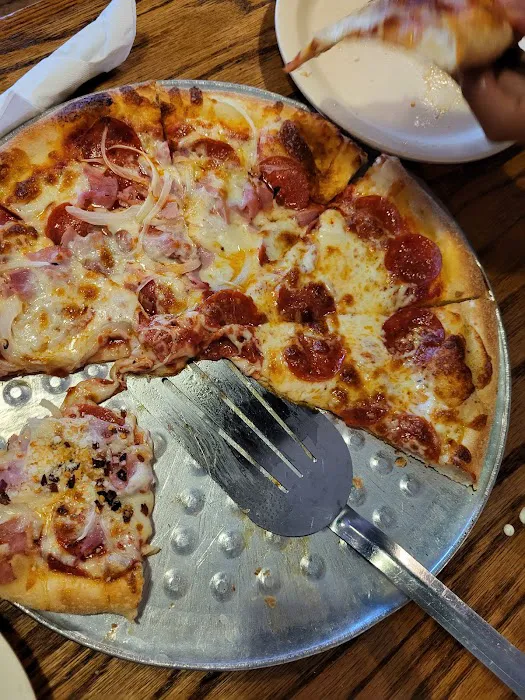 Star Pizza Picture 7