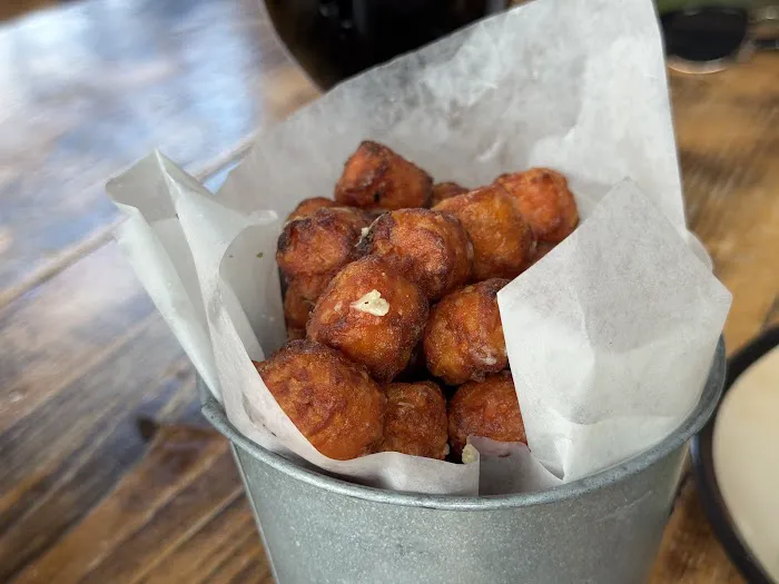 Bayou Heights Bier Garten Picture 3