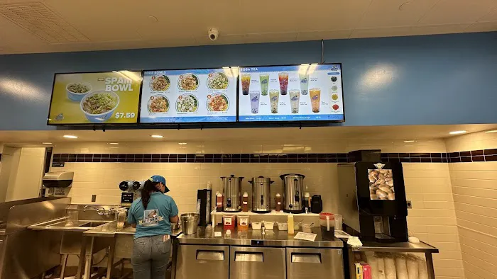 Uncle Sharkii Poke Bar Picture 9