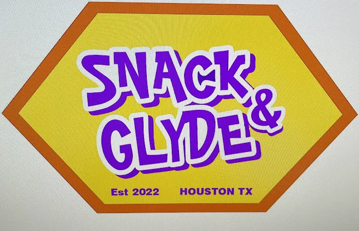 Snack & Glyde (Food Truck) Picture 3