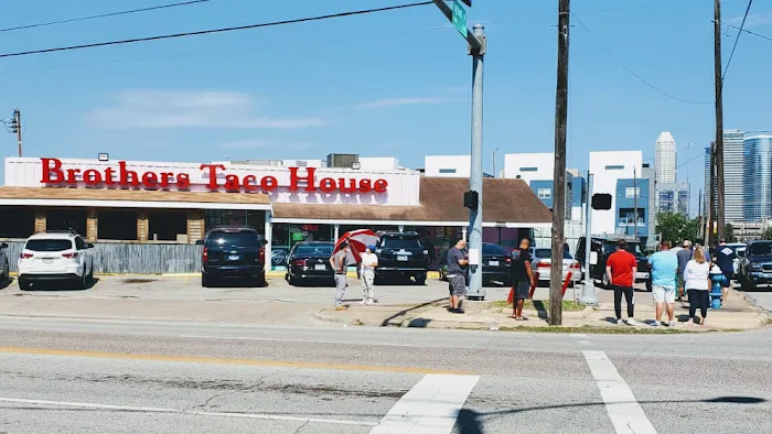 Brothers Taco House Picture 6