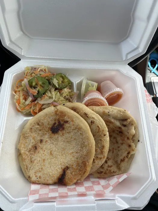 EL Taco Rico Aracely (Food Truck) Picture 4