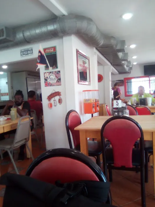 Laredo Taqueria Picture 4