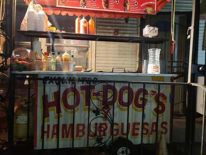 La Casa de los Hot Dogs Picture 1