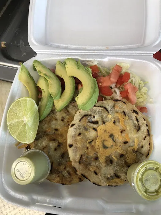 Los Paisanos (Food Truck) Picture 6