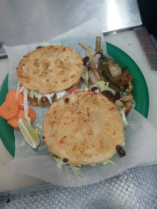 La Mexicana Taqueria (Food Truck) Picture 5