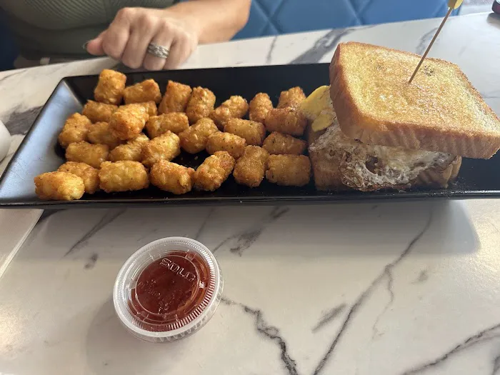 The Honey Drizzle Houston Picture 1