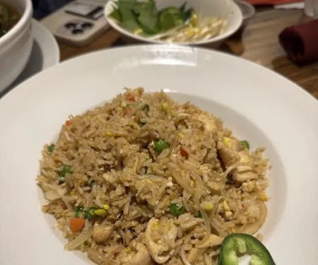 Me'lange Vietnamese Restaurant