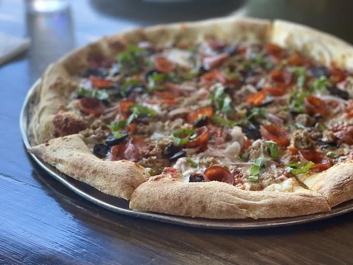 Pizaro's Pizza Napoletana Picture 3