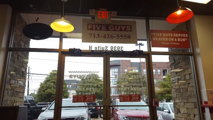 Five Guys Picture 9