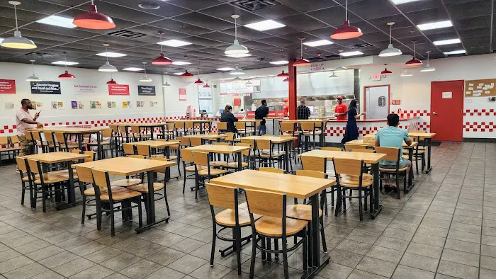Five Guys Picture 6