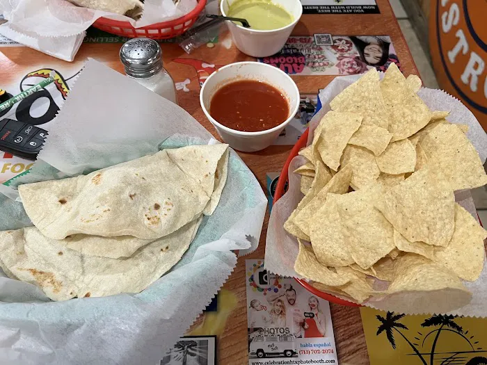 Laredo Taqueria Picture 9